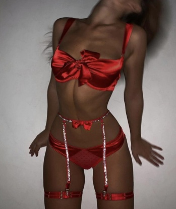 Анкета проститутки Дарья - город Красноград, 25 лет, №7006